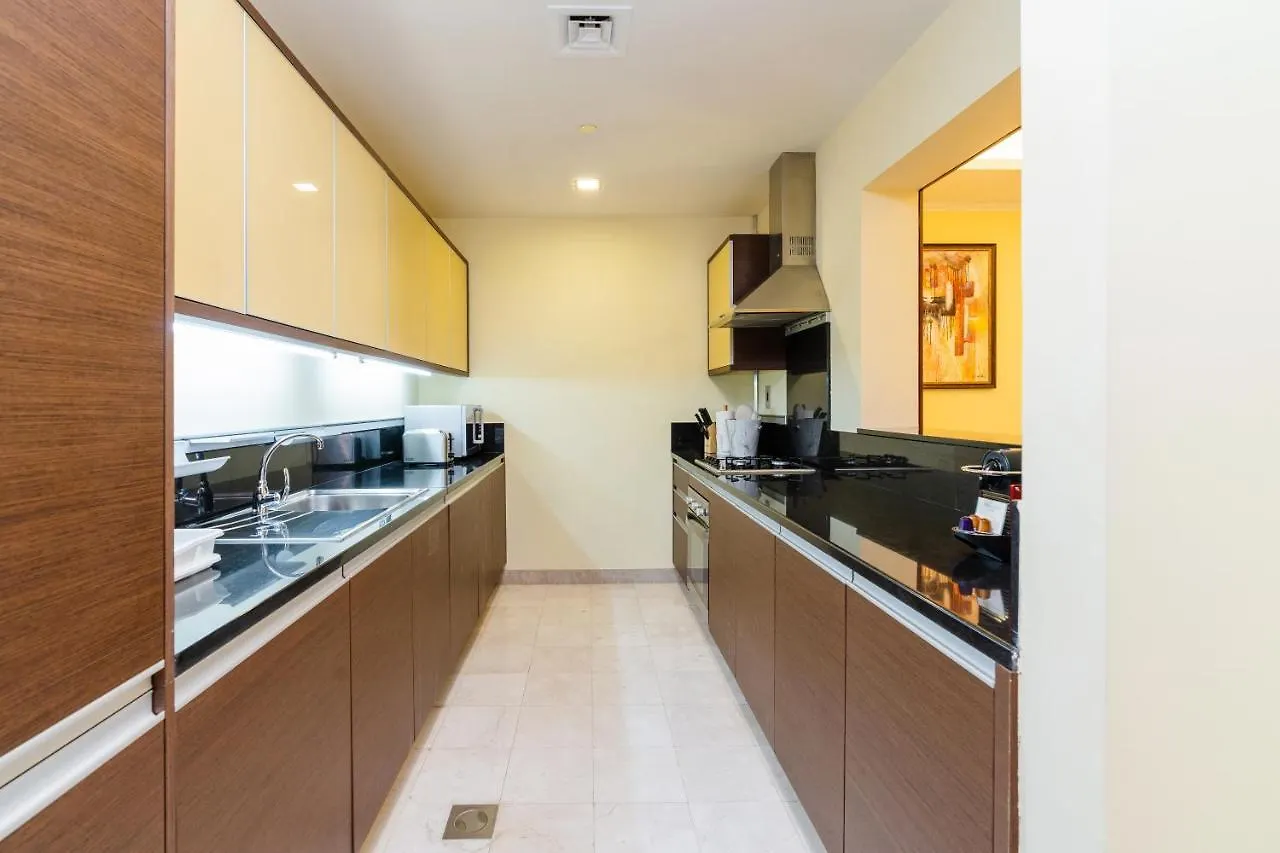 Royal Club By Rvhr, Grandeur Residence Crescent Palm Jumeirah Dubai Appartamento
