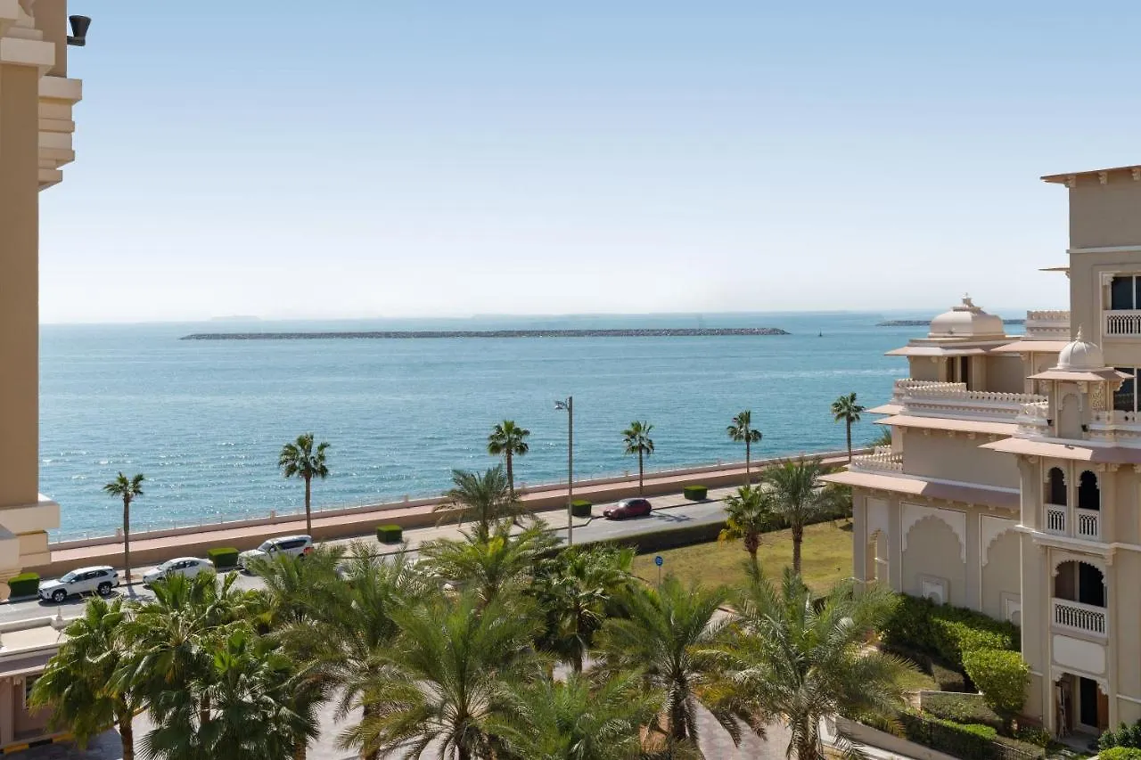 Royal Club By Rvhr, Grandeur Residence Crescent Palm Jumeirah Dubai Appartamento