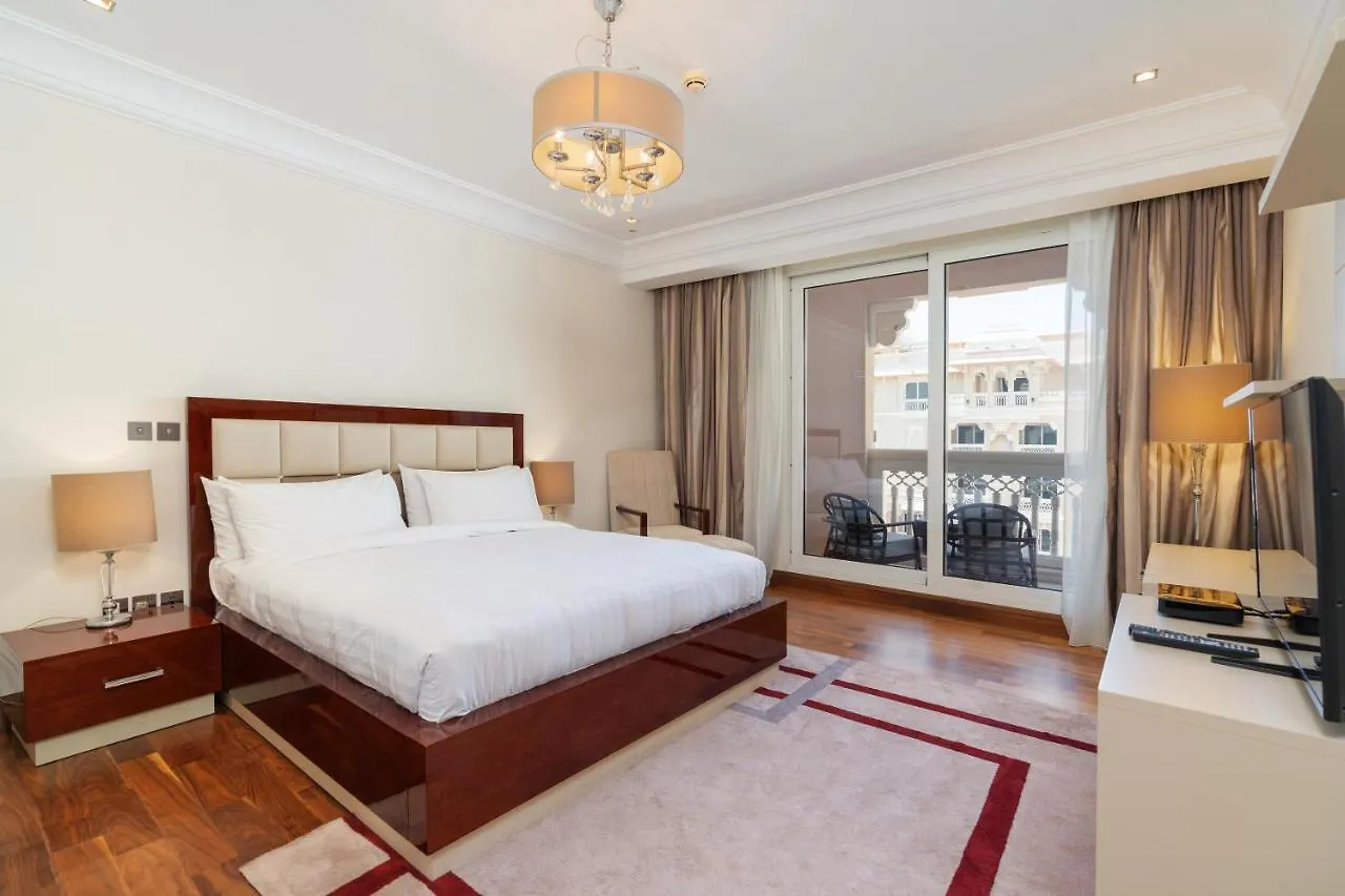 Royal Club By Rvhr, Grandeur Residence Crescent Palm Jumeirah Dubai